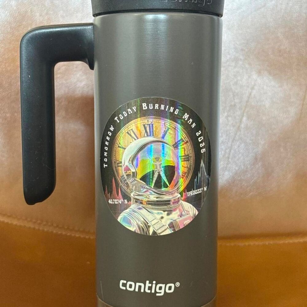 Contigo Black and Grey Dinnerware